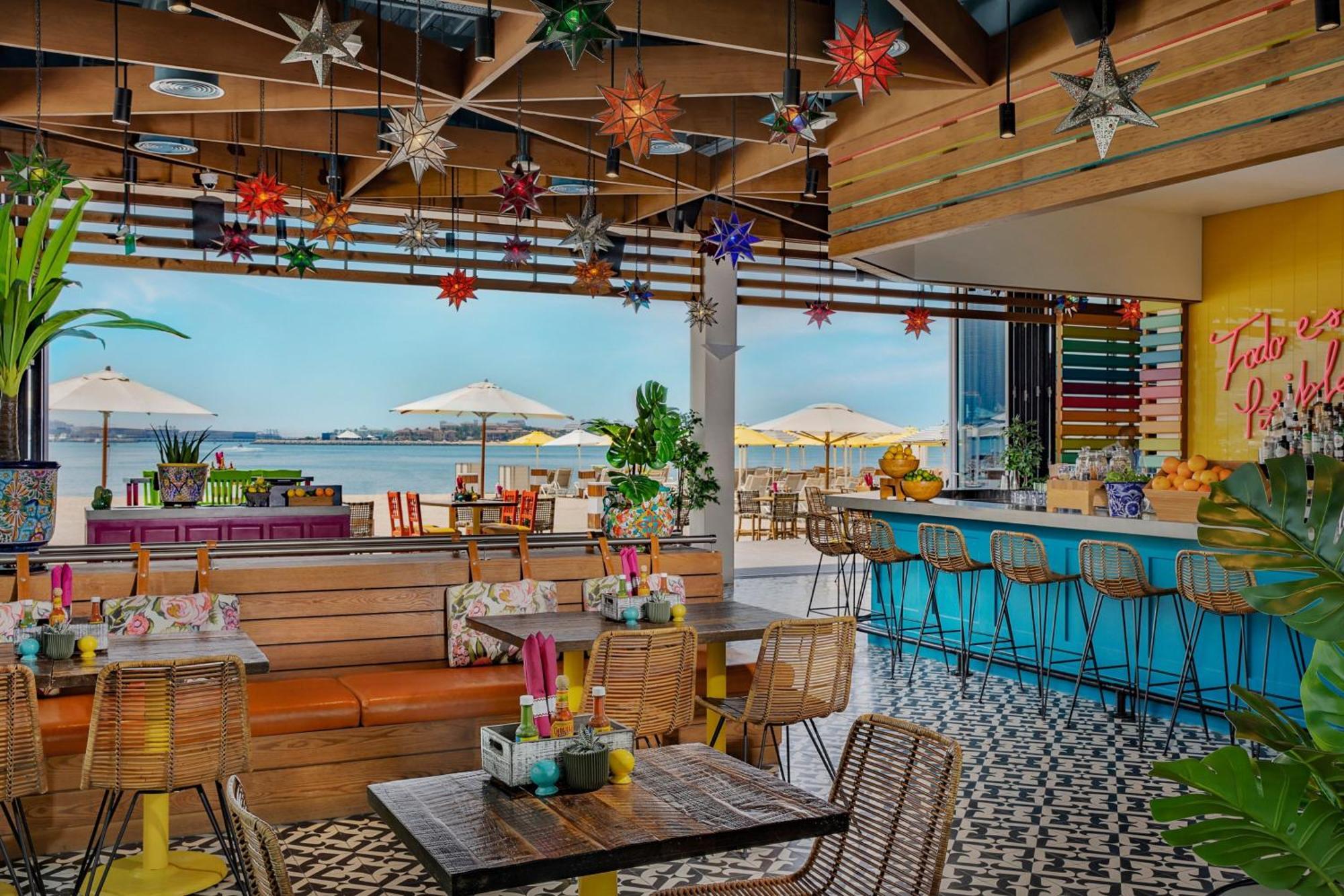 Marriott Resort Palm Jumeirah, Ντουμπάι Εξωτερικό φωτογραφία The rooftop bar at the Hotel Indigo San Diego
